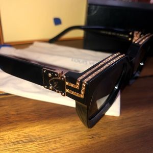 LV millionaire glasses